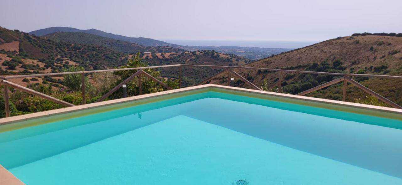 Azienda Agrituristica La Janna Di La Faj Budoni Luaran gambar