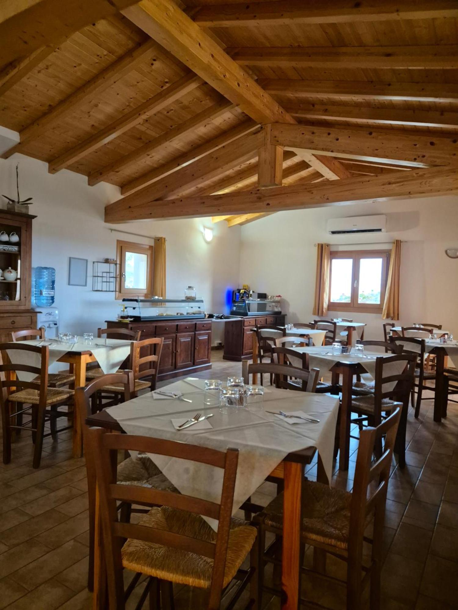 Azienda Agrituristica La Janna Di La Faj Budoni Luaran gambar