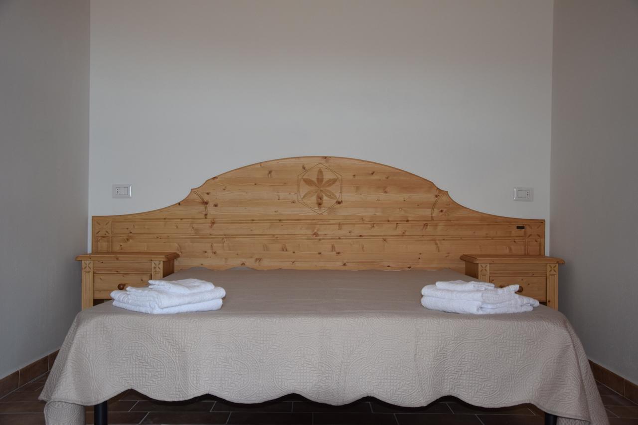 Azienda Agrituristica La Janna Di La Faj Budoni Luaran gambar