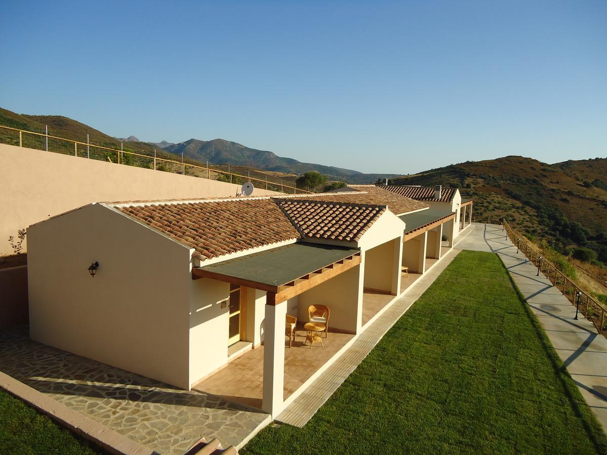Azienda Agrituristica La Janna Di La Faj Budoni Luaran gambar